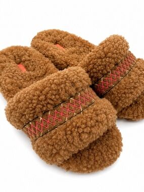 UGG Cozetta Braid Slippers Hardwood Brown Women’s Size 9 Platform Slides
